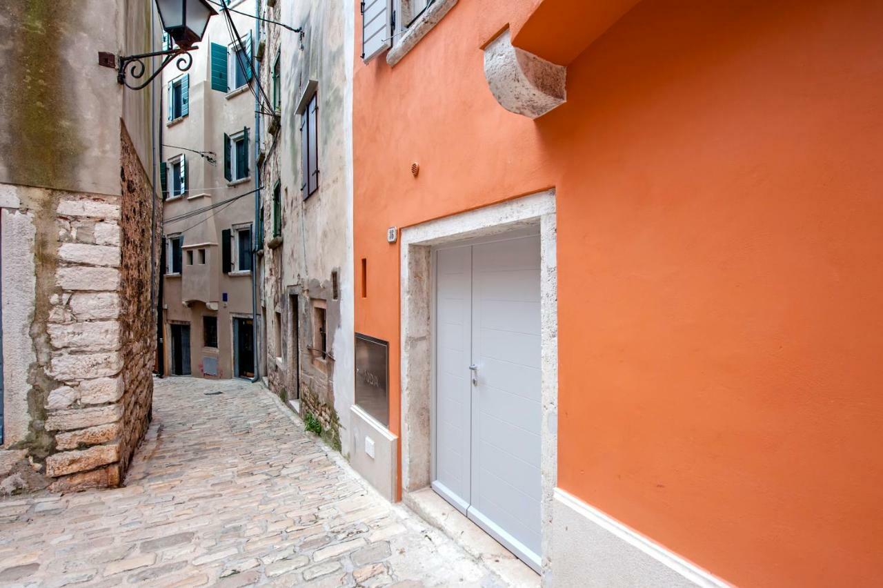 Apartment And Studio Ca' 3 Vie Rovinj Extérieur photo