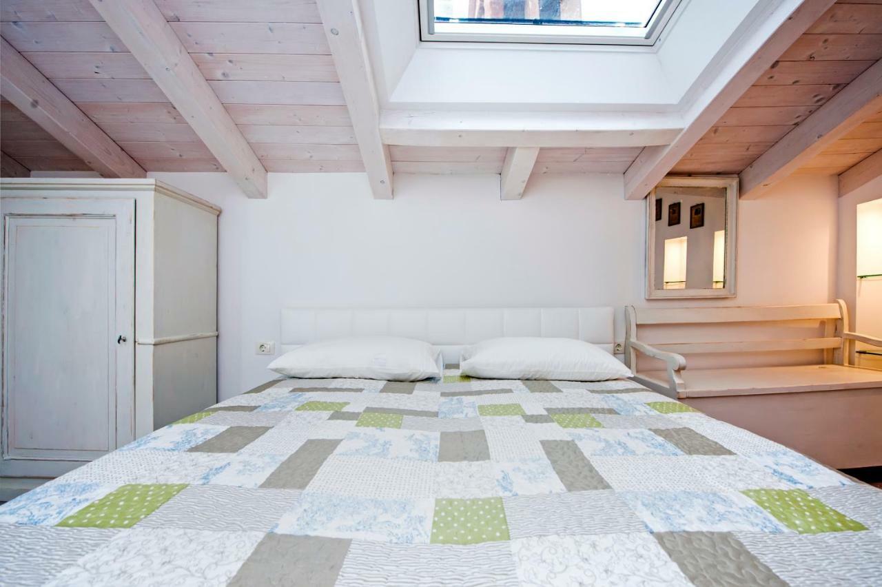 Apartment And Studio Ca' 3 Vie Rovinj Extérieur photo