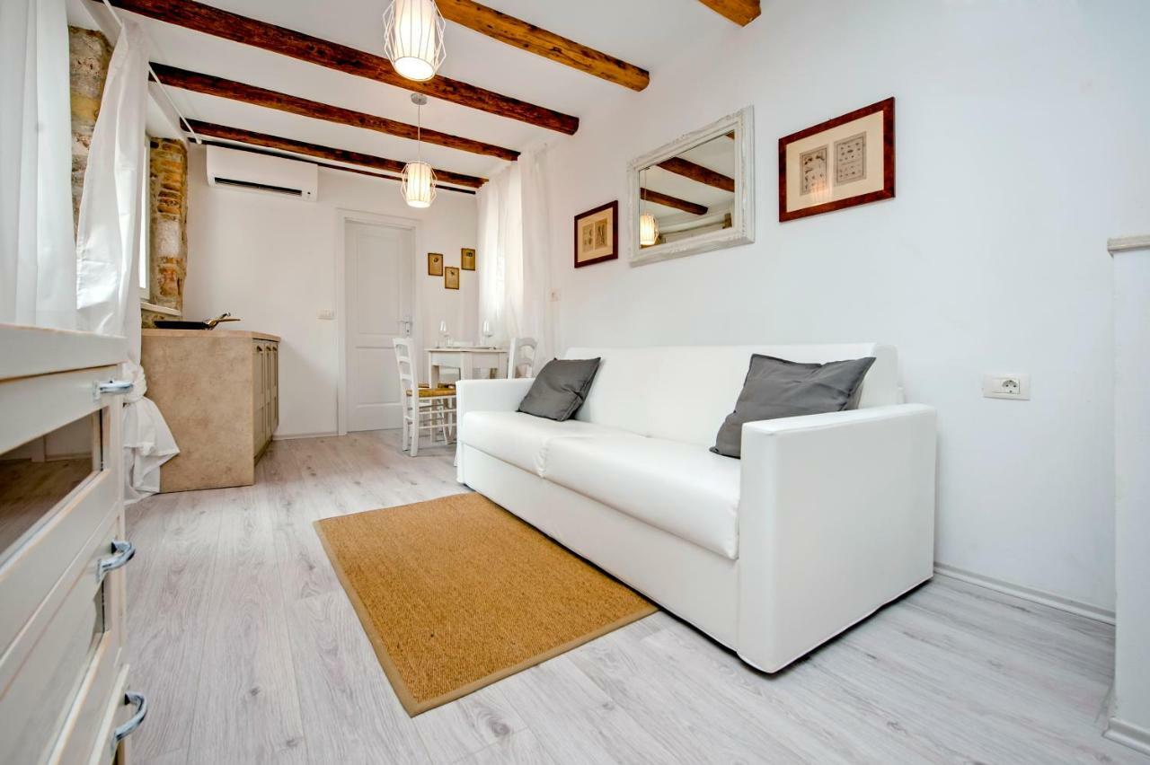 Apartment And Studio Ca' 3 Vie Rovinj Extérieur photo
