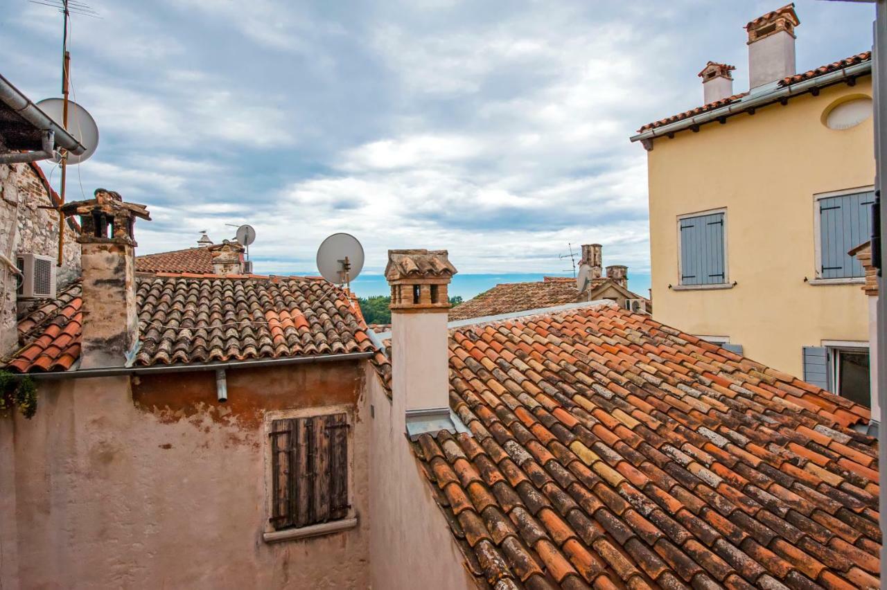 Apartment And Studio Ca' 3 Vie Rovinj Extérieur photo