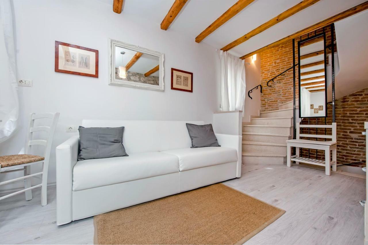 Apartment And Studio Ca' 3 Vie Rovinj Extérieur photo