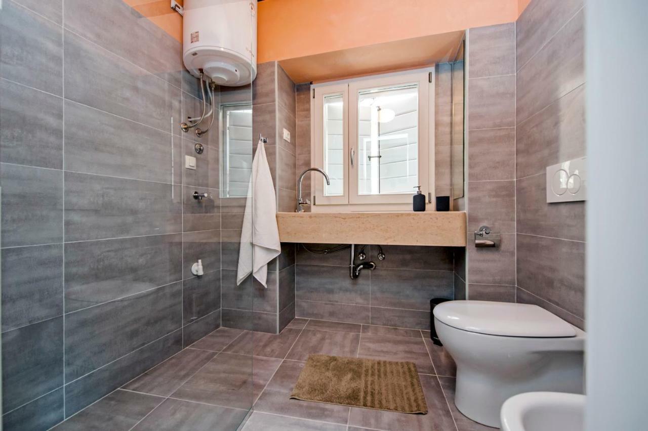Apartment And Studio Ca' 3 Vie Rovinj Extérieur photo