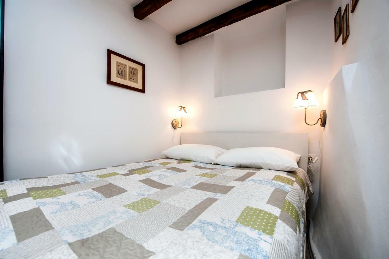 Apartment And Studio Ca' 3 Vie Rovinj Extérieur photo